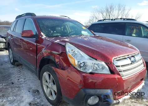 2013 Subaru Outback 2.5I Limited из США, поврежденный, VIN 4S4BRCLC0D3244379